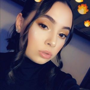 Meet your Posher, Leann